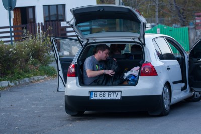 Asta e cu intrebare. Mai stiti unde s-a facut fotografia?