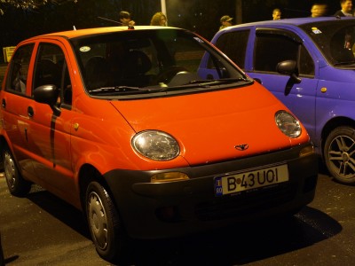 Facuta in rondul Maior Coravu, in noiembrie 2010. Este din setul unde am fost 16 masini, de am ocupat un sfert de parcare :)