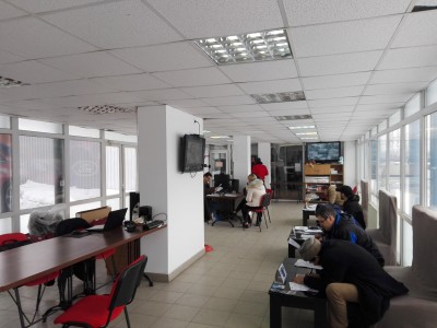 Imagine din receptia service-ului, chiar in zi de constatari daune